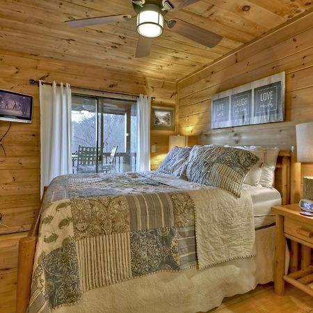 Villa Talking Leaves Hot Tub Firepit And Comfy King Beds à Ellijay Extérieur photo